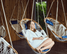 <strong>How a Hammock Swing Chair Beneficial For Your Health</strong>